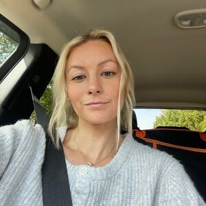 Meet your Posher, Emma